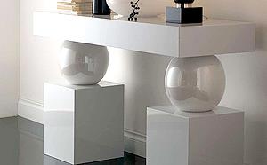 Majolica Spheres Console Table 